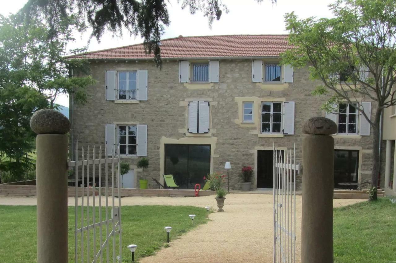 Hotel Les Terres Chaponost Exteriér fotografie
